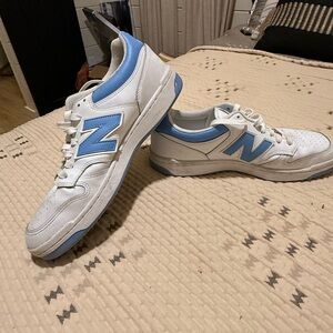 New Balance Men's White and Light Blue Sneakers